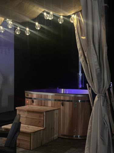 Łacko Apartment | Domek z balią Pod Dębem
