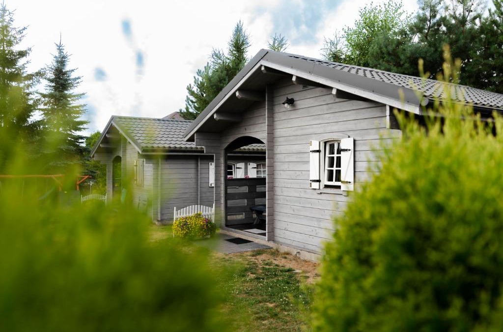 Debina House | domki letniskowe drewniane szenodo na Jodłowej