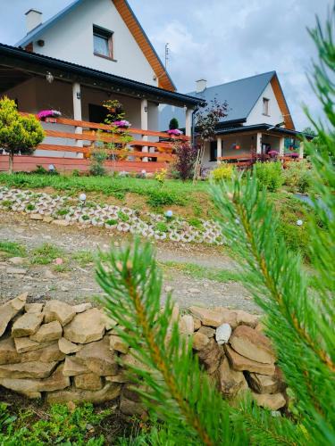 Ustrzyki Dolne House | Domki w Bieszczadzkiej Dolinie