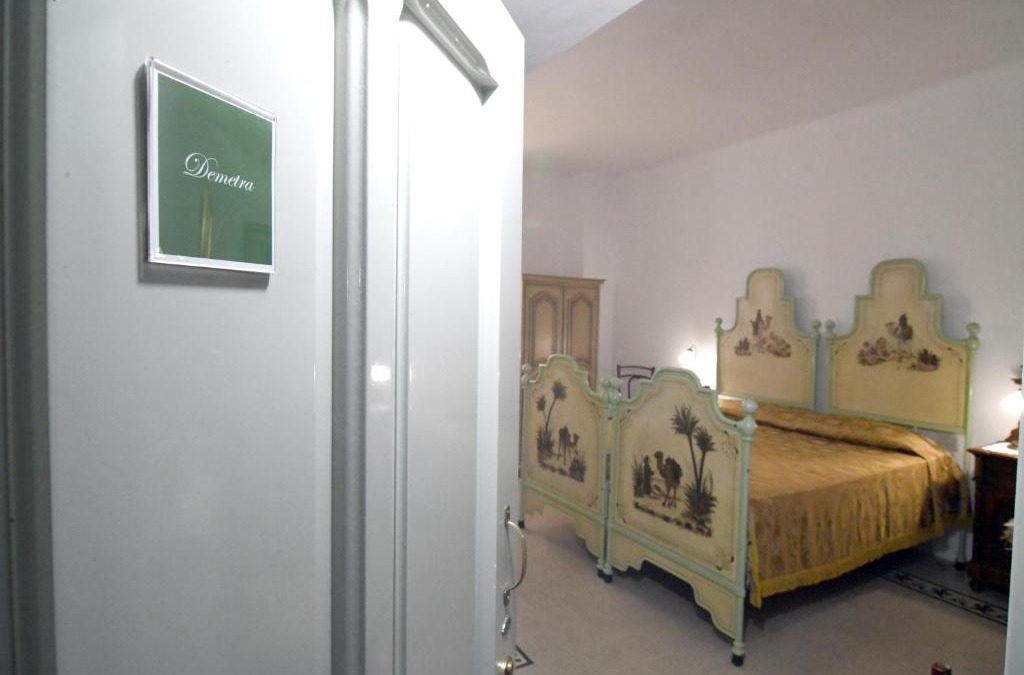 Nuoro House | Domo Peonia Bianca