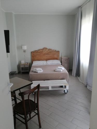 Borgo-Sanzio Bed & Breakfast | " DOMUS CORALLA" BnB Racconti Di Viaggio