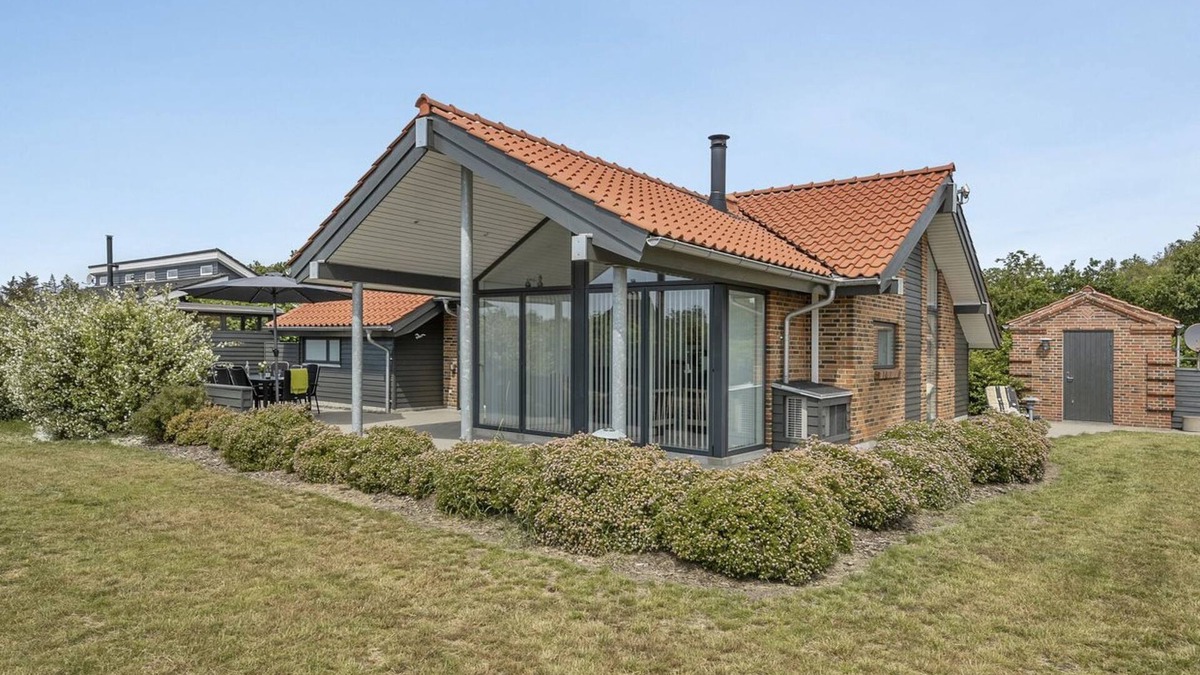 Skjern House | "Donka" - 300m to the fjord by Interhome