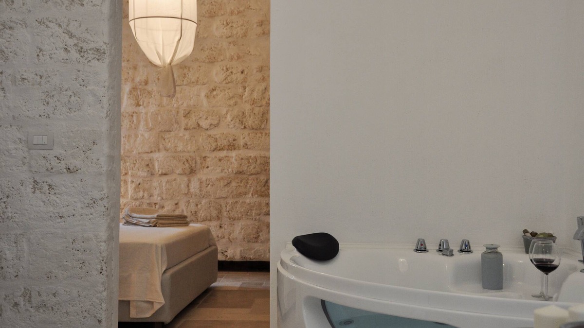 Centro Storico Bed & Breakfast | Donna Piera - Dimore di Charme Suite Gassa d'Amante with whirlpool