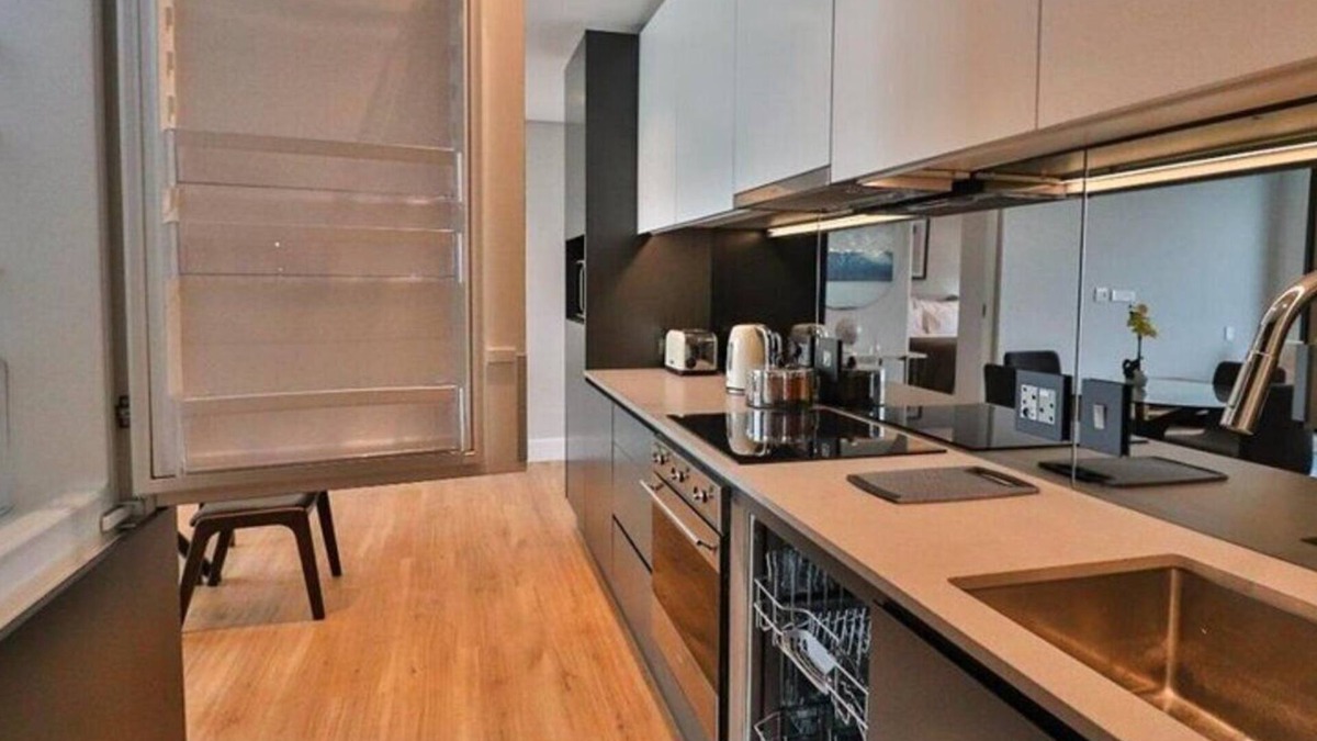 Greater Johannesburg Metropolitan Area Apartment | DonnaMae’s Flat