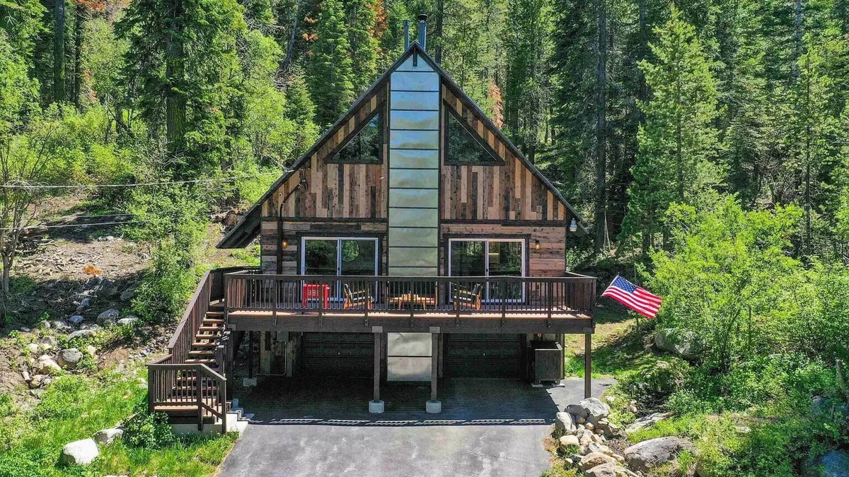 Truckee House | Donner Lake, Truckee House - Available for Ski Lease 2025 ski season