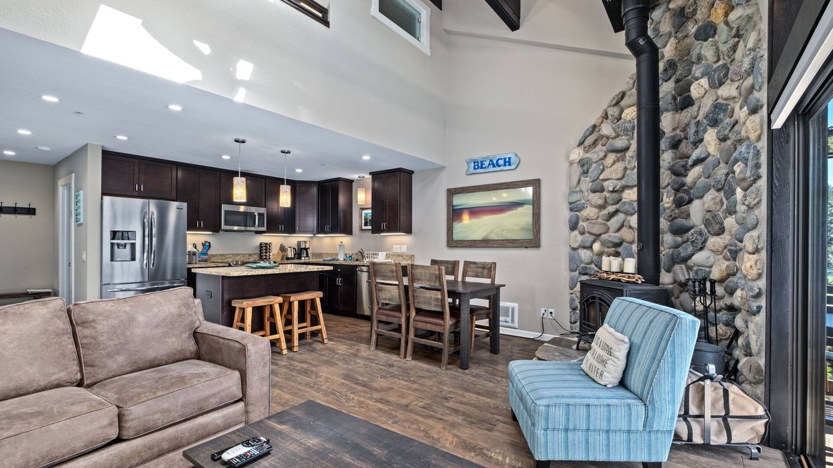 Truckee Condo | Donner Lakefront Condo | Unobstructed Lake Views | HOA Beach | Boat Slip | BBQ Area