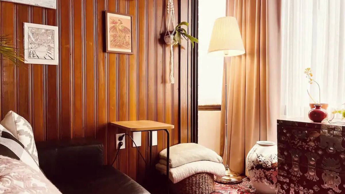 Sinsu-dong Apartment | [Dopiso] 2 mins from Hapjeong Station/3 Room/Beam Projector & Retro Game Machine
