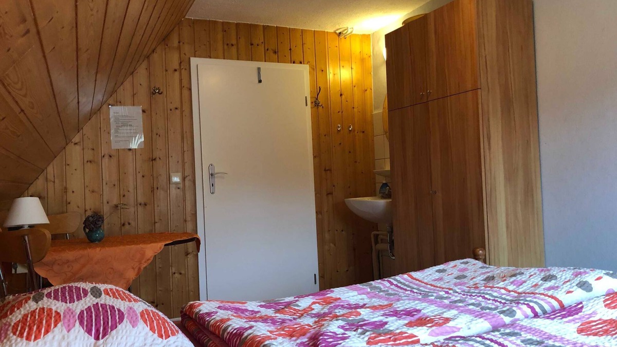 Kloster Apartment | Doppelzimmer 2 - Ferienzimmer Präkel