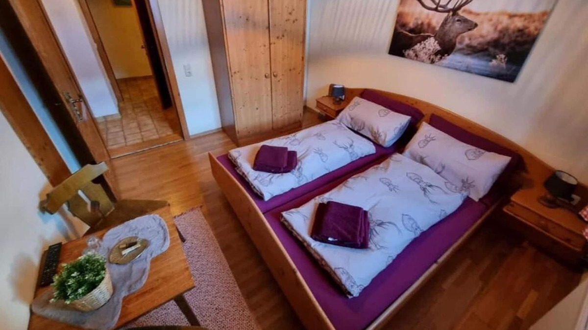 Gnesau Apartment | Doppelzimmer 3 - Gasthof Kirchenwirt Gnesau