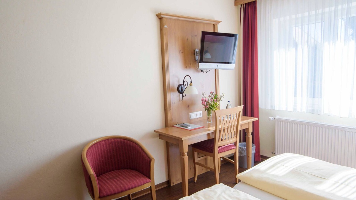Deggenhausertal House | Doppelzimmer Comfort - Landgasthof Linde