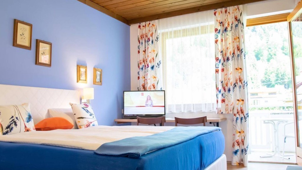 Feld am See Bed & Breakfast | Doppelzimmer - Klamberghof Burgstaller
