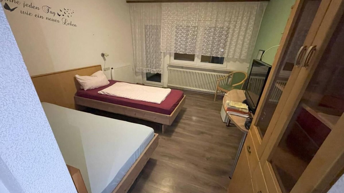 Ottenhausen Apartment | Doppelzimmer mit Balkon - Gästehaus Rössle 2