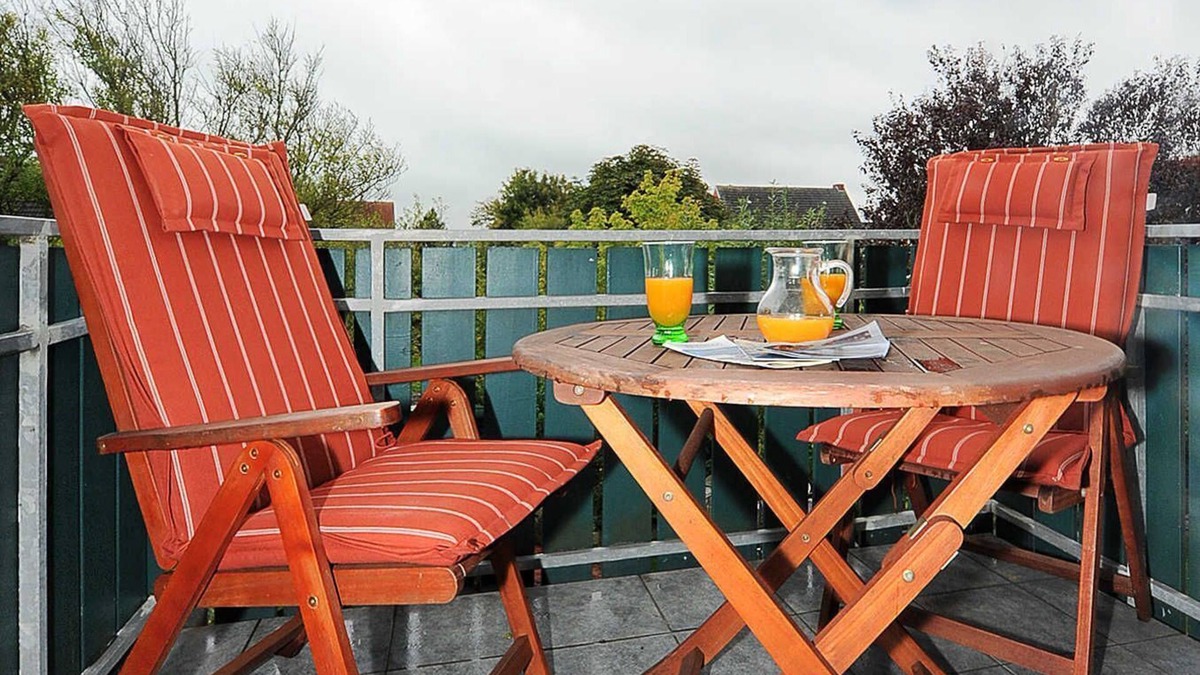 Neuharlingersiel House | Doppelzimmer Standard mit Balkon - Hotel Garni Haus Am Meer