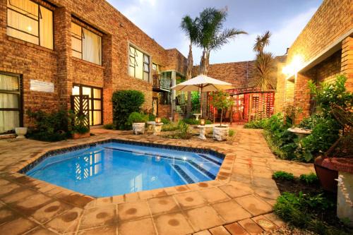 Secunda House | Dormio Manor Guest Lodge