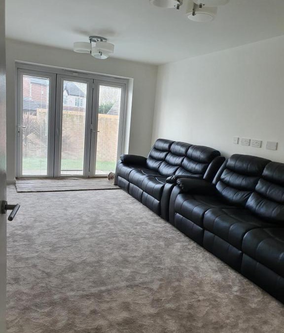 Cheadle House | Double bedroom in Cheadle