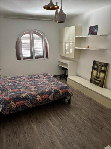 Pieta House | Double bedroom with private bathroom