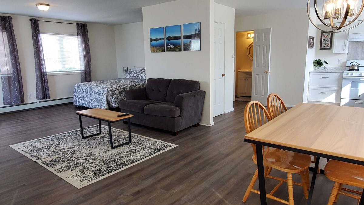 Sand Lake House | Double House: Combined Up-Down Units by airport & lakes!