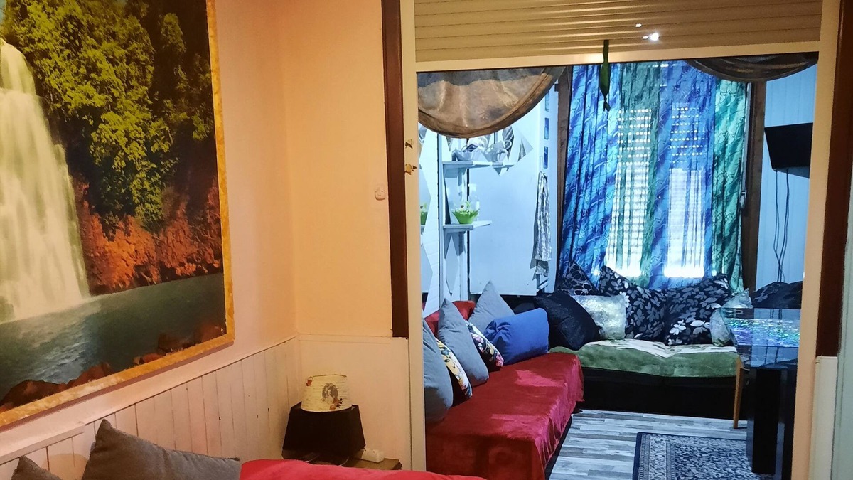 Borgerhout House | Double lockable room near Central Station