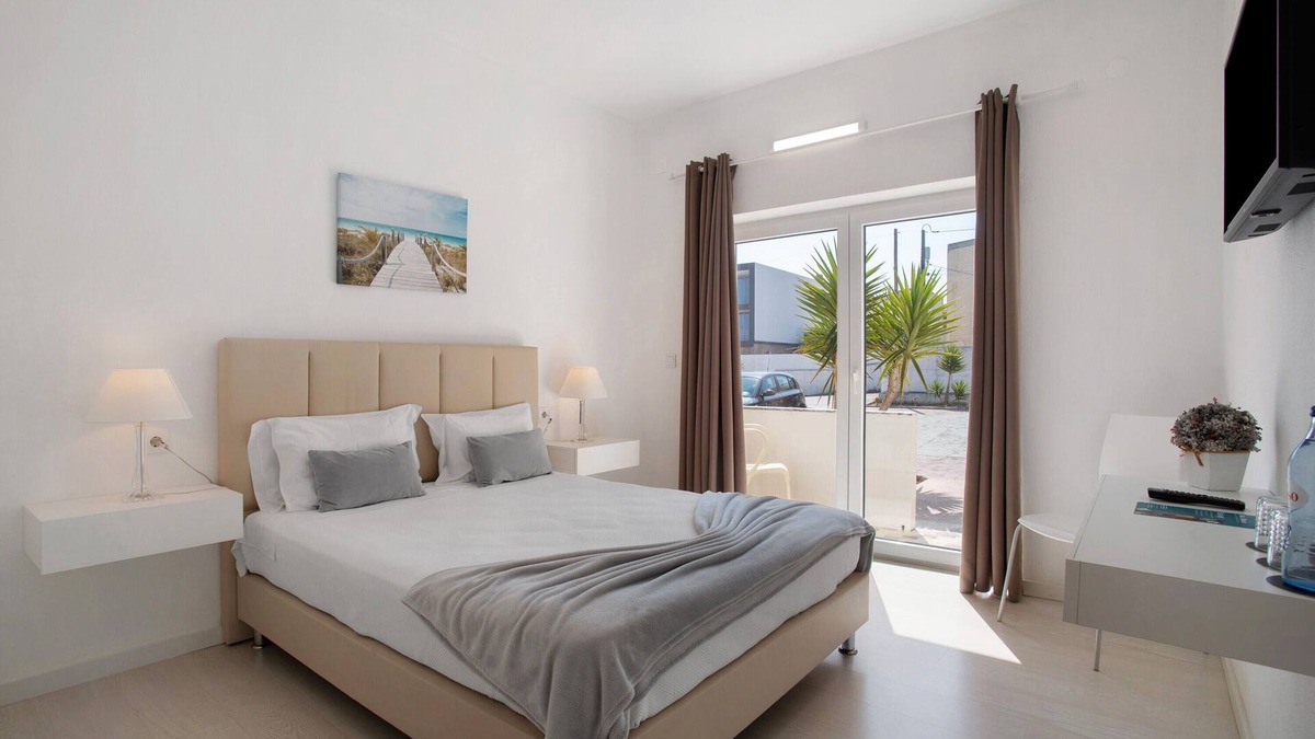 Ribamar Apartment | Double Room '11' with Balcony and Wi-Fi