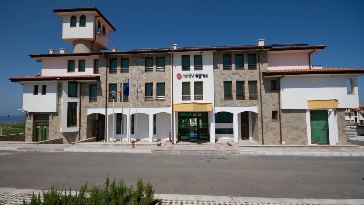 Lozenets House | DOUBLE ROOM 9 in a quiet hotel with SEA VIEW