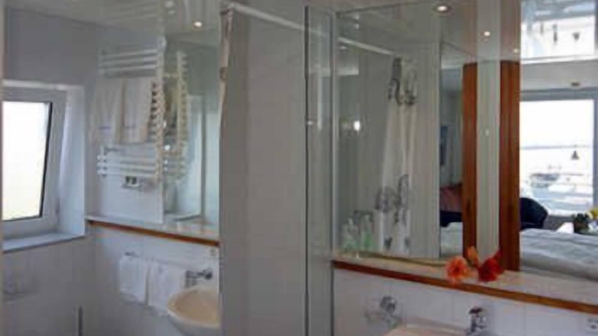 Helgoland House | Double room. Balcony. Lake view - House Hanseat