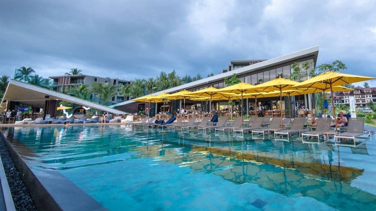 Khuekkhak Resort | Double room Grand Pool Access (GP2)