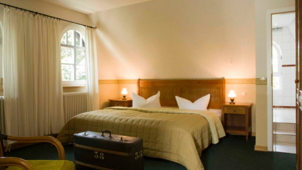 Kloster House | Double room harbor view - Hotel Hiddensee Hitthim