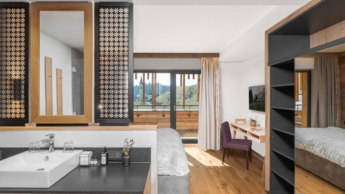 Steeg Apartment | Double room 'Lavender' short stay - Lech Valley Lodge
