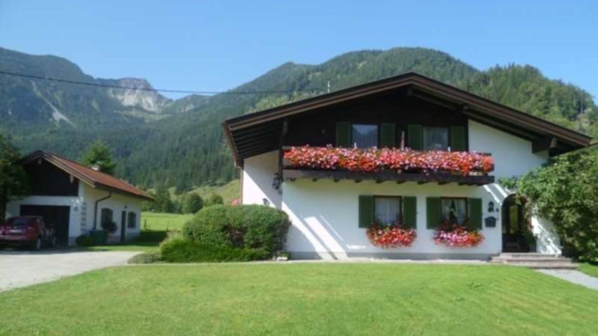 Bayrischzell Cottage | Double room (online) - Gästehaus Akelei