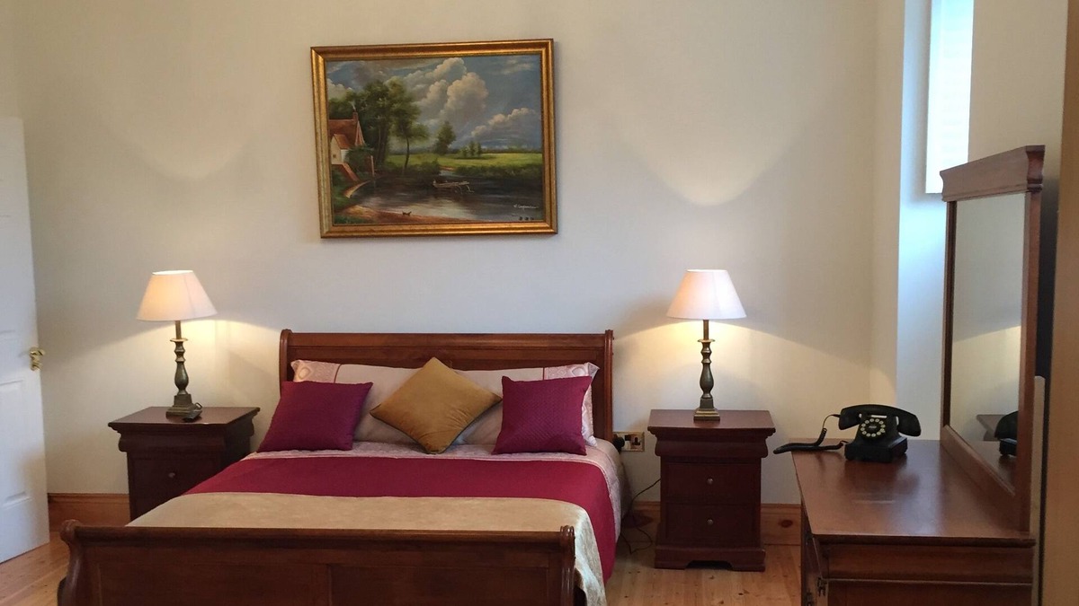 Kinsale House | Double room-Premium-Ensuite with Bath-Room 1