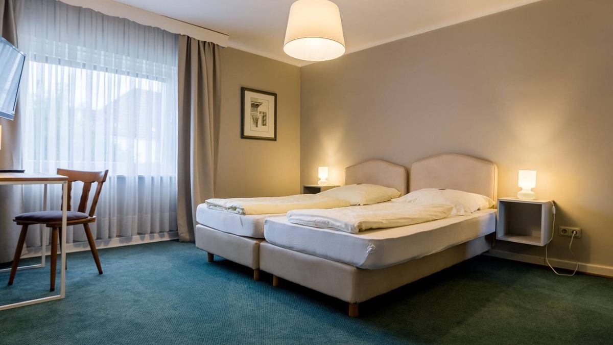 Palzem House | Double room, shower/toilet - SLEEP & GO to the Moselle terrace