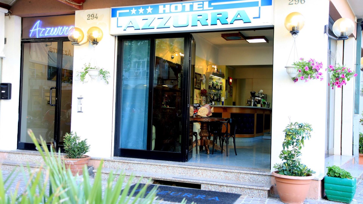 Marina Centro Bed & Breakfast | Double room with private bathroom, marina center near the sea