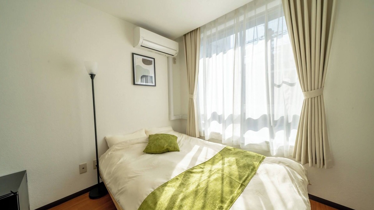 Minato Hotel | Double Room with Private Bathroom 204/Osaka Ōsaka
