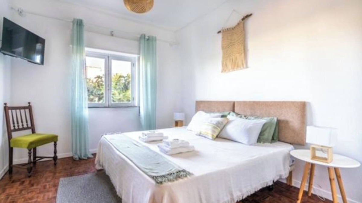 Pera House | Double Room with Private Bathroom - Lima4