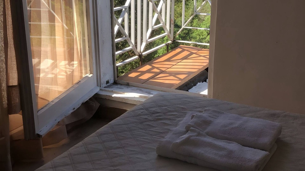 Sorso Apartment | 'Double Room with Sea View' with sea view, shared pool and private terrace