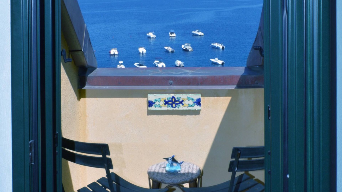 Scilla House | Double room with sea view in the village of Chianalea di Scilla (Calabria)