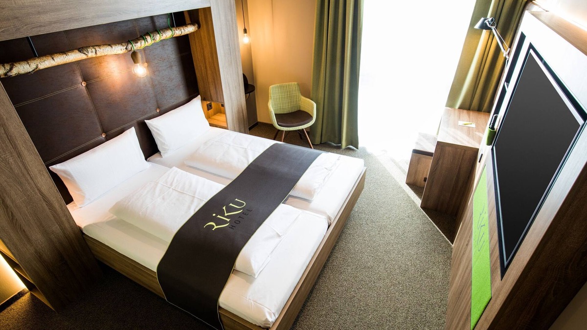 Pfullendorf Apartment | Double room with shower and WC