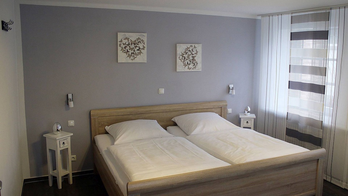 Balve Apartment | Double room with shower/WC