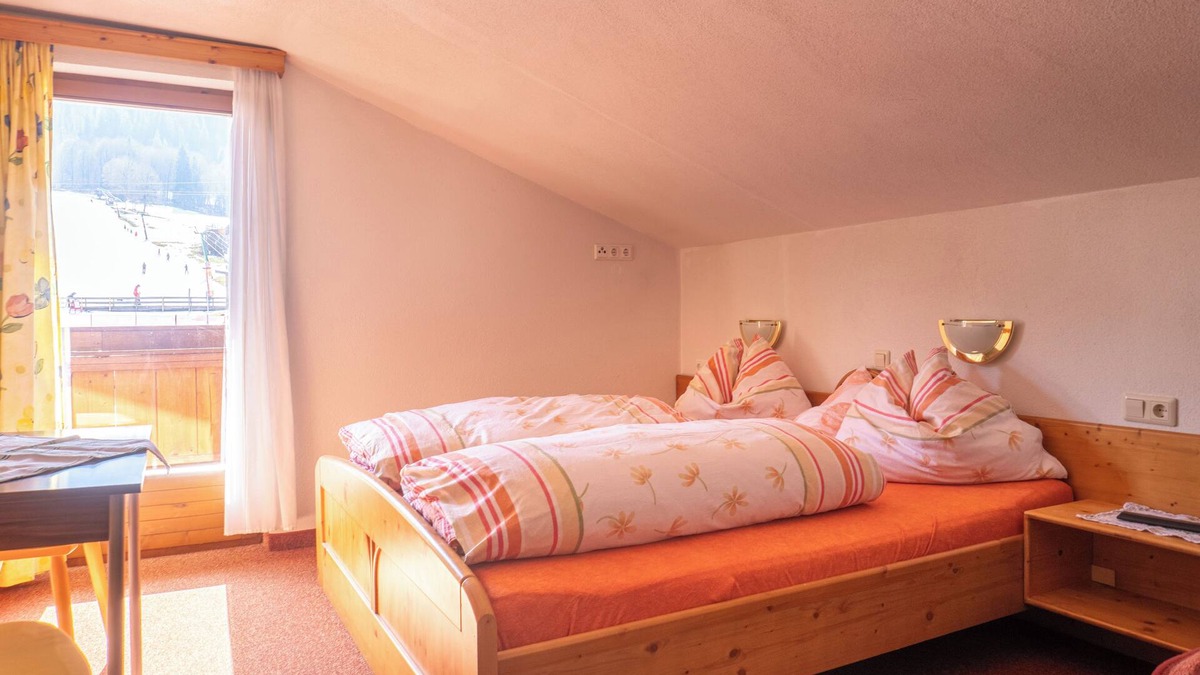 Niederau Bed & Breakfast | Double room with terrace in the center of the Wildschönau