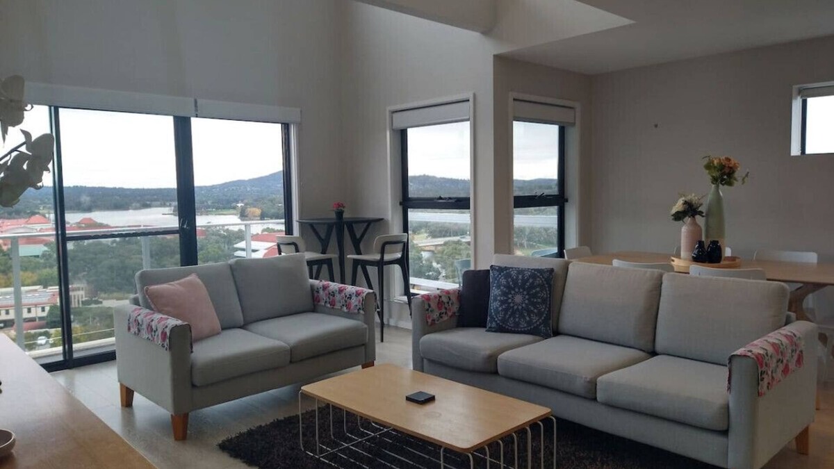 Greenway Apartment | Double-Storey Penthouse @Greenway