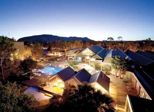 Desert Springs Hotel | DoubleTree by Hilton Alice Springs