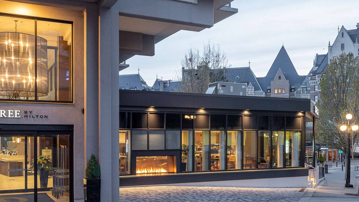 Downtown Victoria Hotel | DoubleTree by Hilton Hotel & Suites Victoria