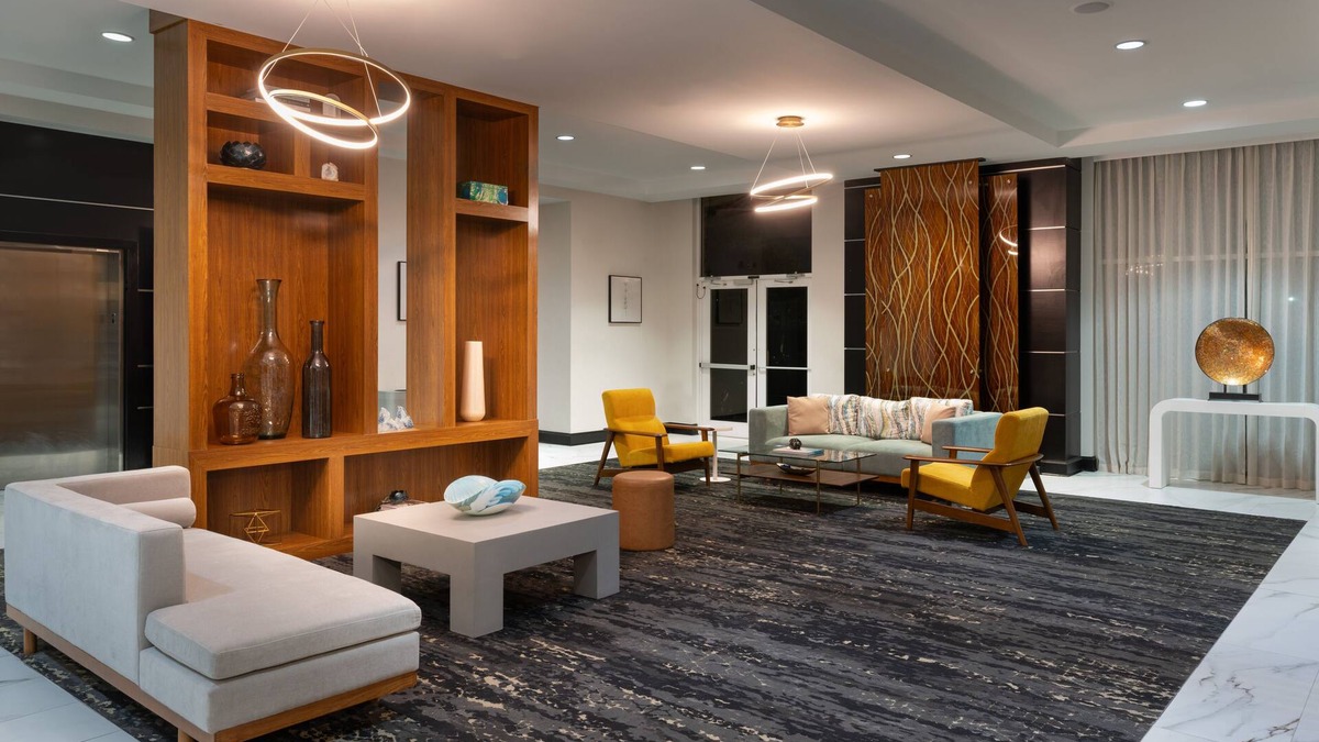 Westchase Hotel | DoubleTree by Hilton Houston Westchase