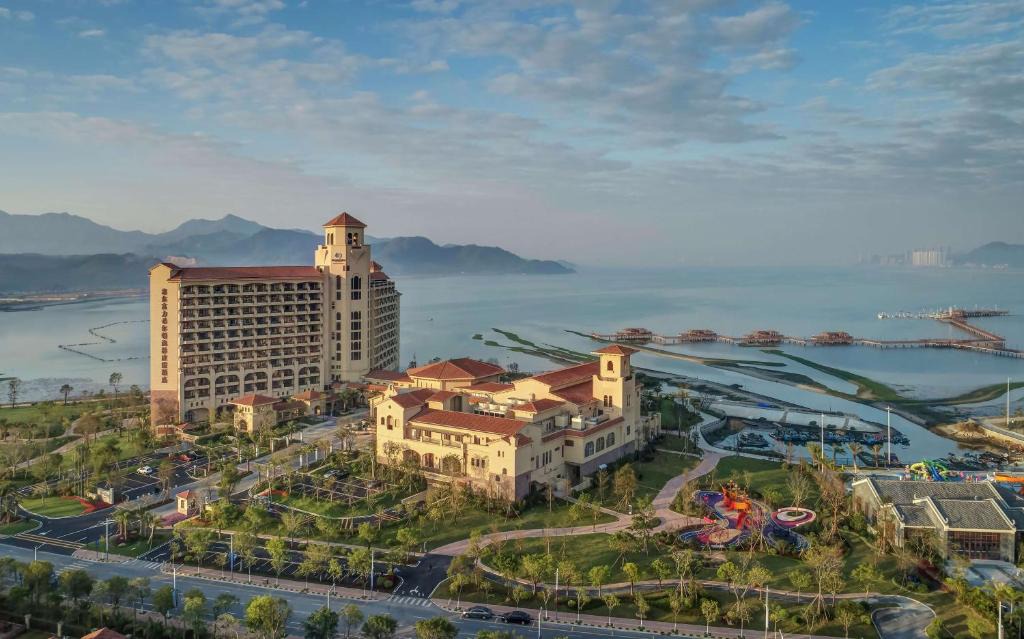 Huidong Resort | Doubletree By Hilton Huidong Resort
