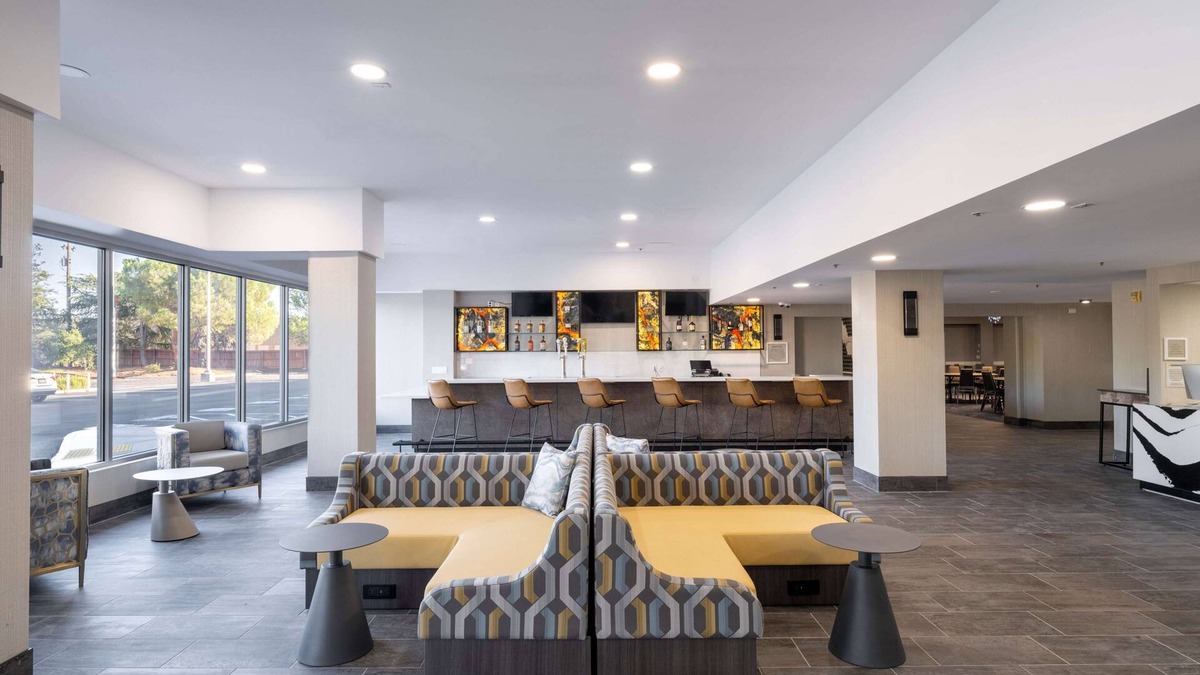 Livermore Hotel | DoubleTree by Hilton Livermore, CA
