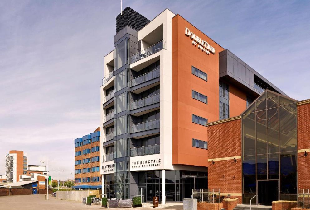 Lincoln Hotel | DoubleTree by Hilton Lincoln