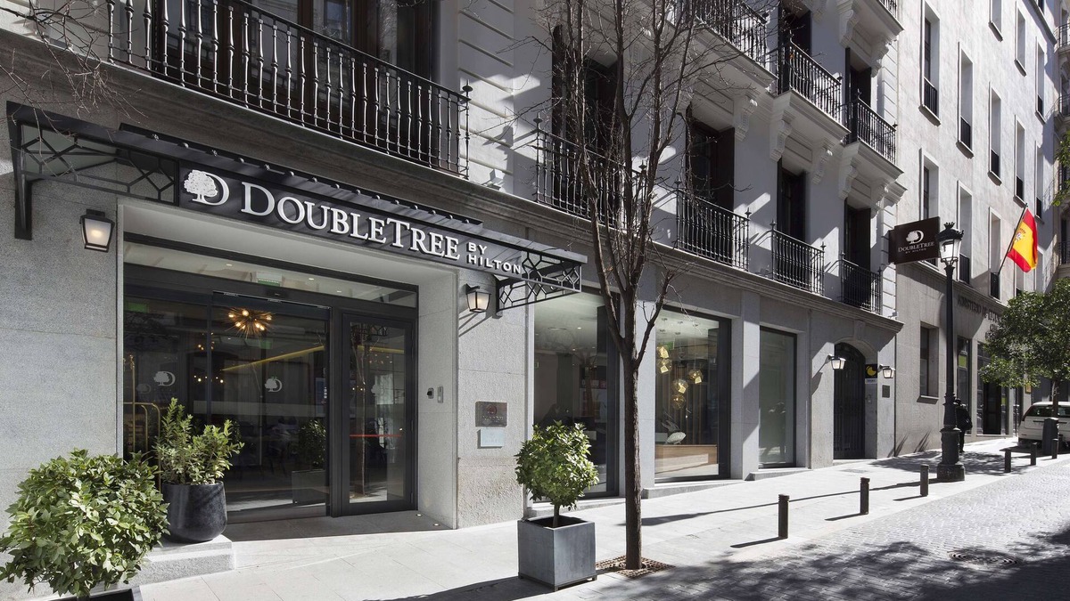 Cortes Hotel | DoubleTree by Hilton Madrid-Prado