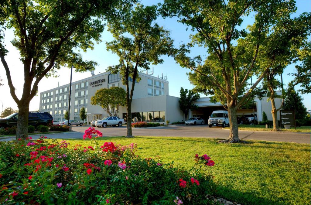 Wichita Hotel | DoubleTree by Hilton Wichita Airport