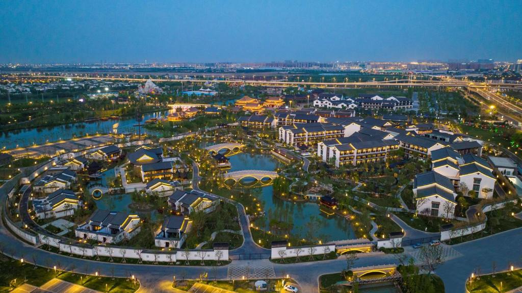 Tinghu Qu Hotel | Doubletree By Hilton Yancheng Dayangwan
