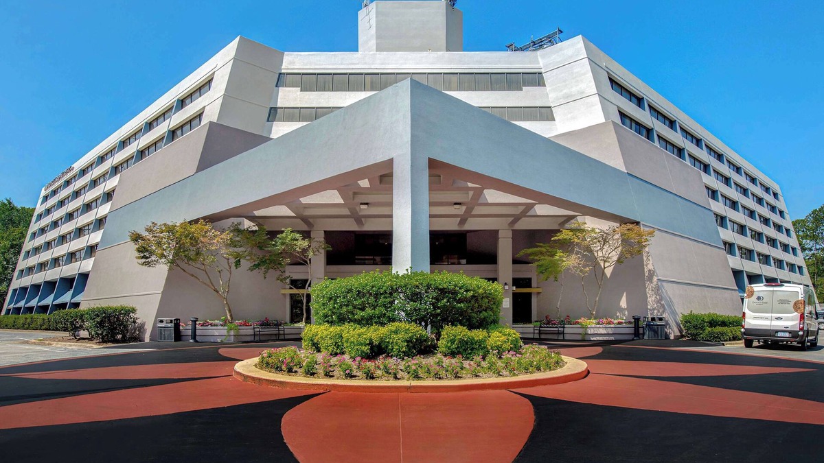 Durham Hotel | DoubleTree Suites by Hilton Raleigh - Durham